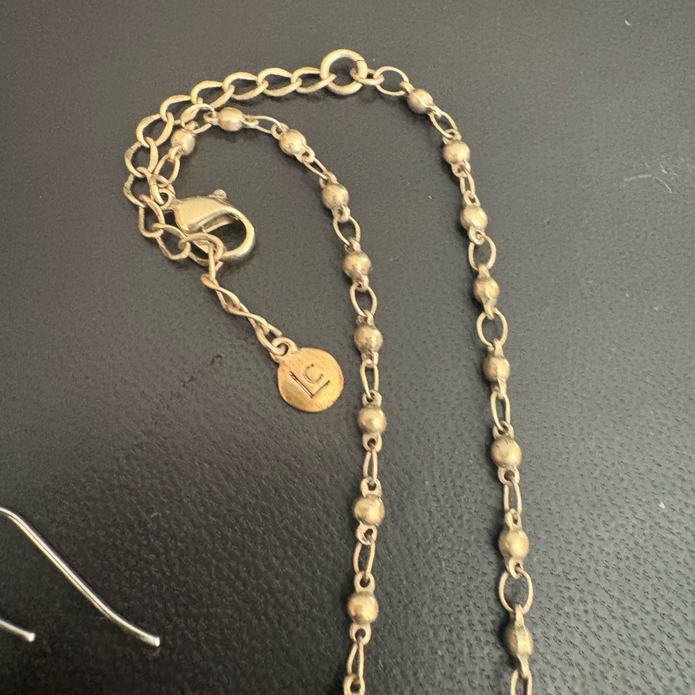 Liz Claiborne Amber and Gold Necklace Set - Picture 3 of 4